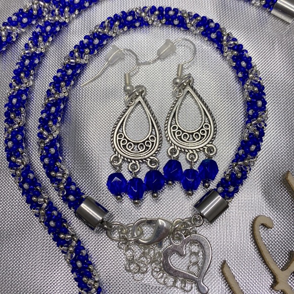 NEW!! OUR FRENCH BLUE NECKLACE, BRACELET, EARRING SET by Jewelry From the Heart - Picture 4 of 10